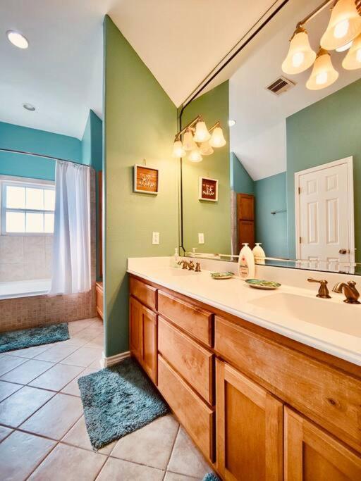 Sunny Delight - Sleeps 10 - Generous Space! Bolivar Peninsula Exteriér fotografie