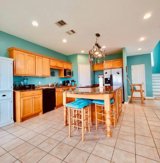 Sunny Delight - Sleeps 10 - Generous Space! Bolivar Peninsula Exteriér fotografie